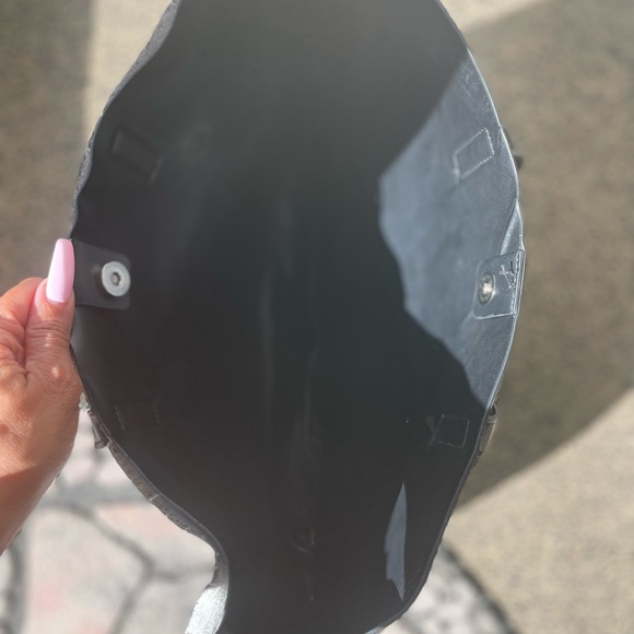 GUESS Jennifer Lopez tote bag - Picture 3 of 8